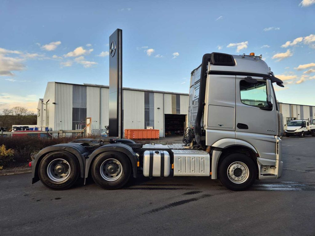 Tractor unit Mercedes-Benz Actros 2658 LS 6x4 Turbo Retarder 120t BigSpace: picture 6