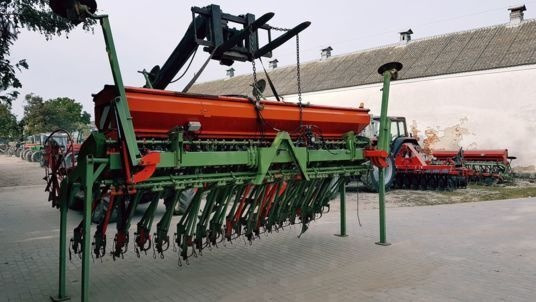 Seed drill Kuhn LOGISEM 4000: picture 9