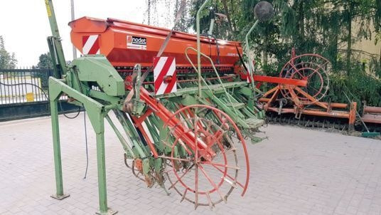 Seed drill Kuhn LOGISEM 4000: picture 8