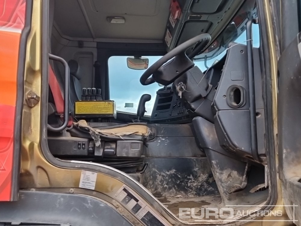 Hook lift truck 2009 Scania P380: picture 41