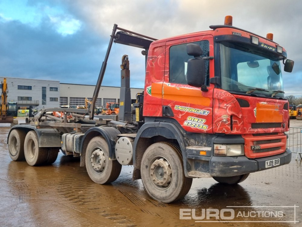 Hook lift truck 2009 Scania P380: picture 7