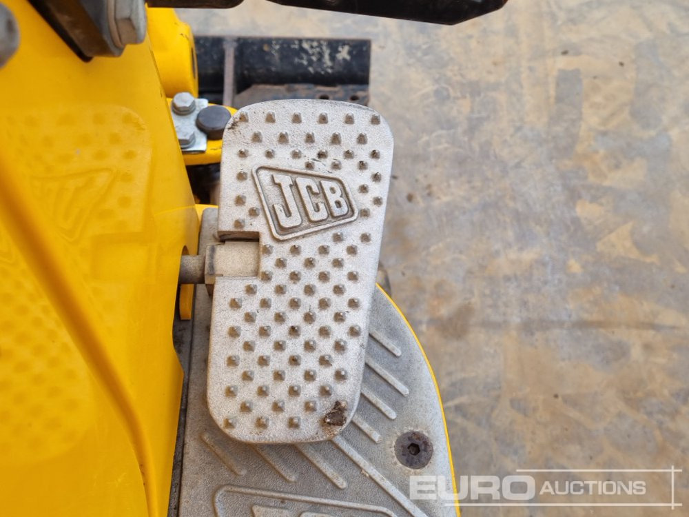 Mini excavator 2020 JCB 8008CTS: picture 20