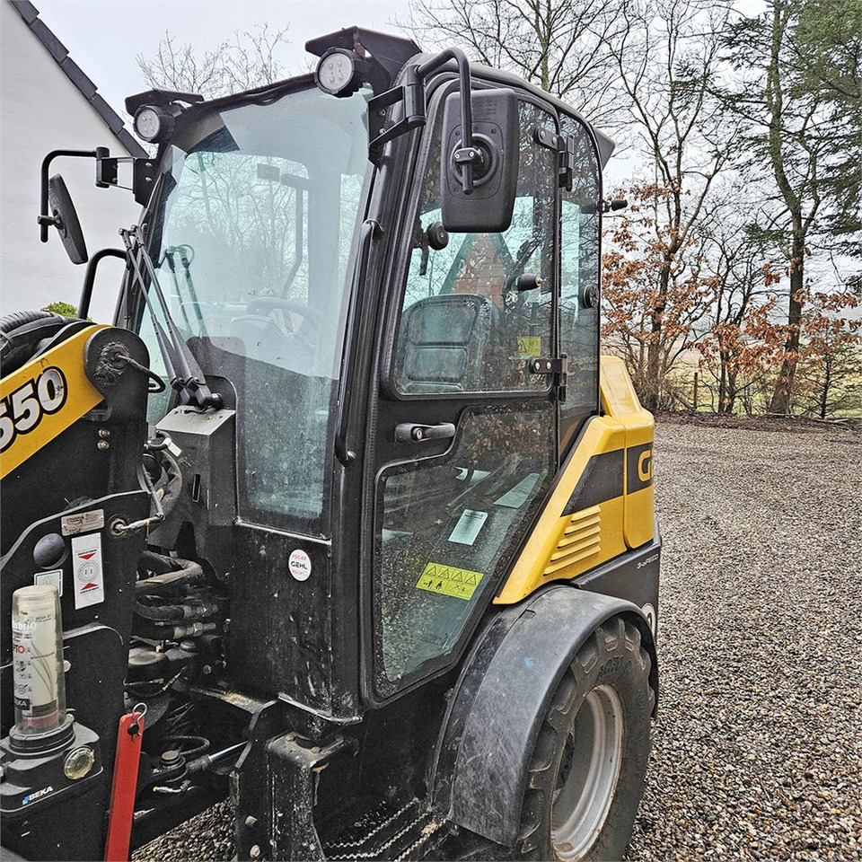 Wheel loader Gehl AL550: picture 12