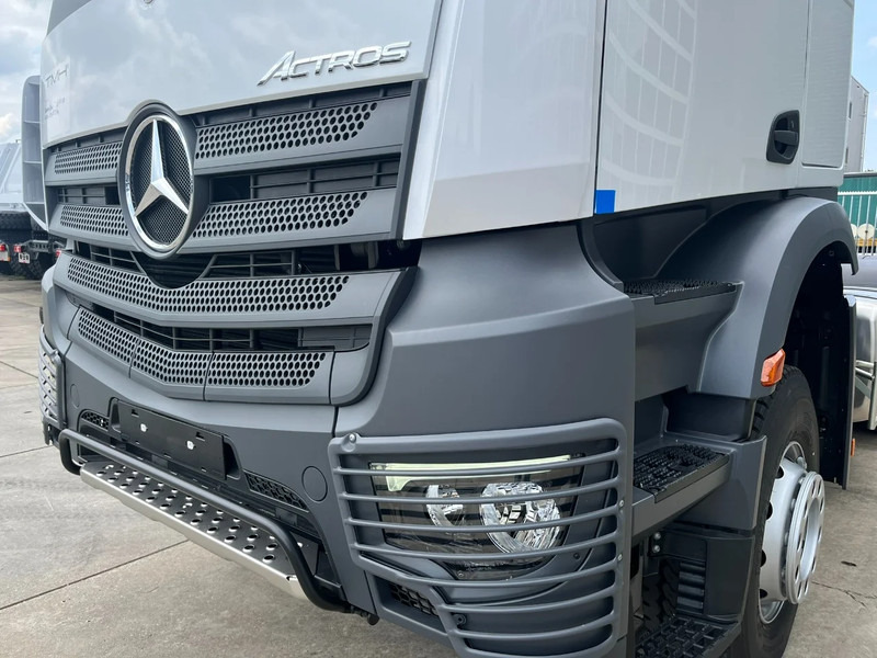 Leasing of Mercedes-Benz Actros 3348 S 6x4 Tractor Head Mercedes-Benz Actros 3348 S 6x4 Tractor Head: picture 11